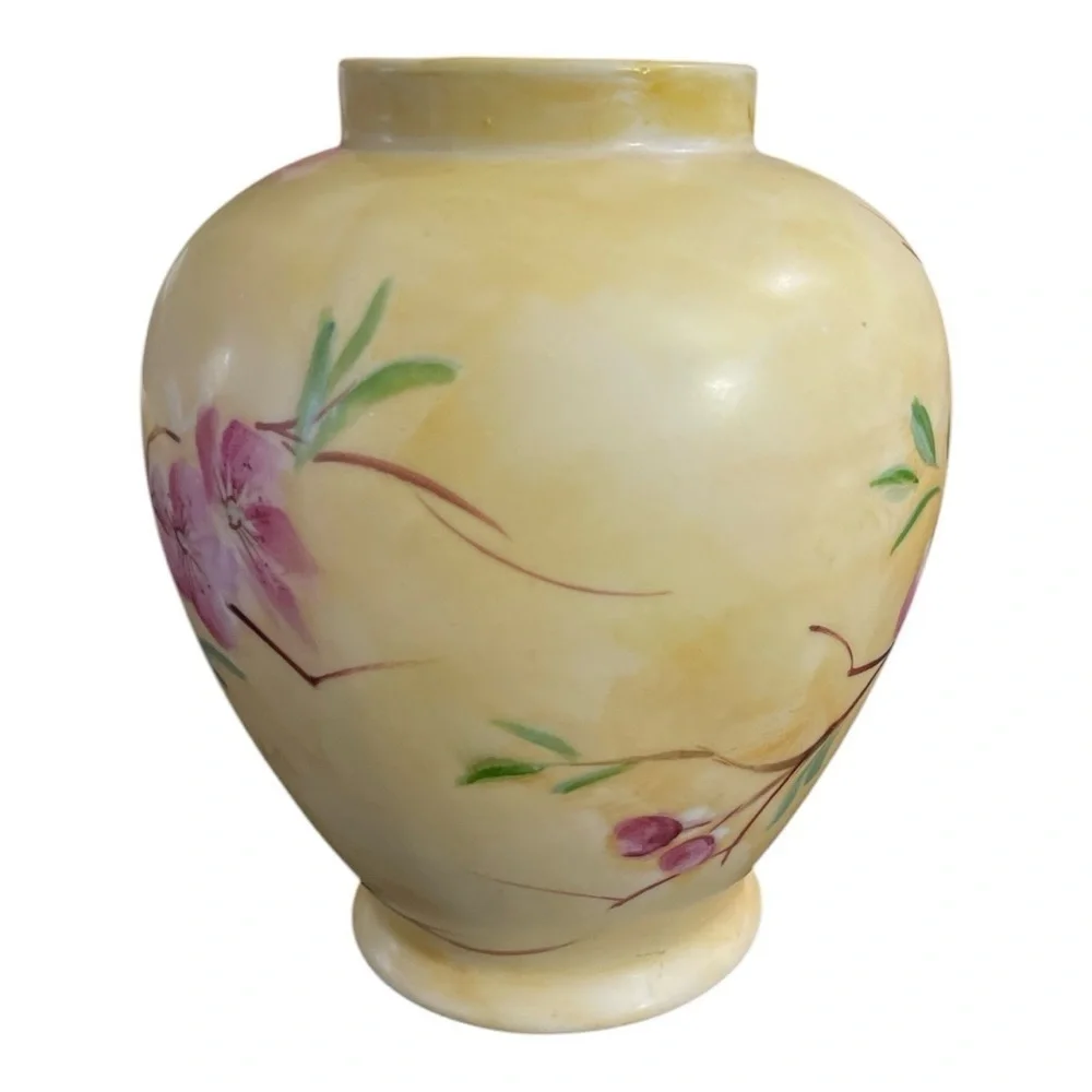 Hand-Painted Heinrich Bird & Floral Porcelain Vase Signed E.C. Carpaccio 6